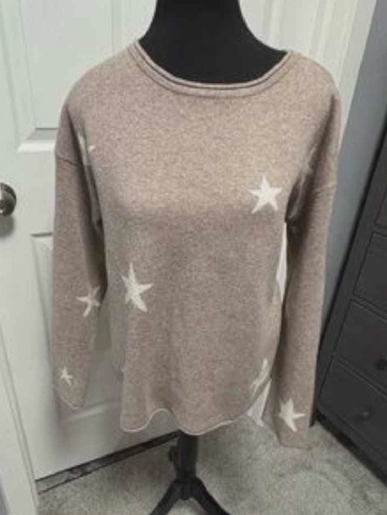 Z Supply Sweaters - Z Supply Taupe Star Crewneck Sweater with White Accents